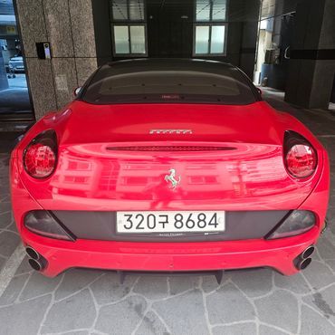 Ferrari California 30 4.3 V8 — пробег 124 000 км — фото 4 из 5