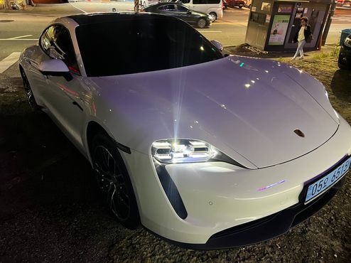 Porsche Taycan Base — пробег 23 000 км — фото 1 из 5