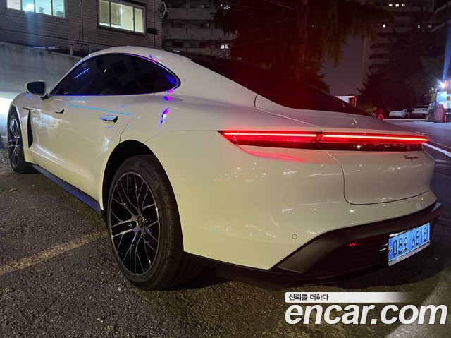 Porsche Taycan Base — пробег 23 000 км — фото 4 из 5