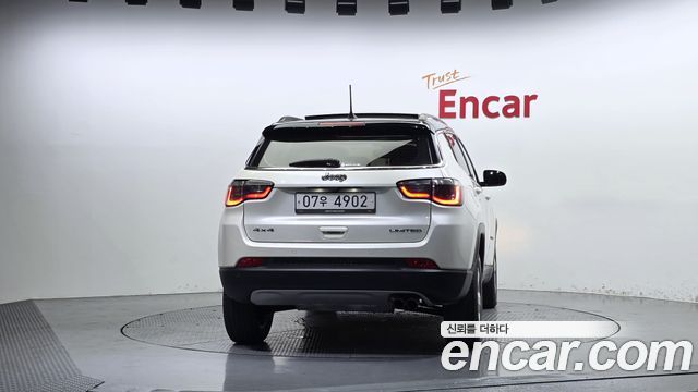 Jeep Compass из Кореи Encar