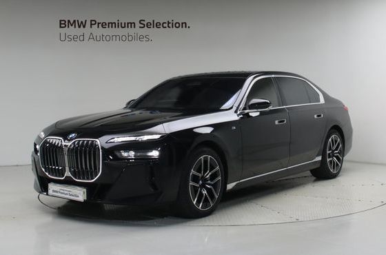 BMW 7-Series 740i xDrive M Sport — пробег 45 236 км — фото 1 из 5