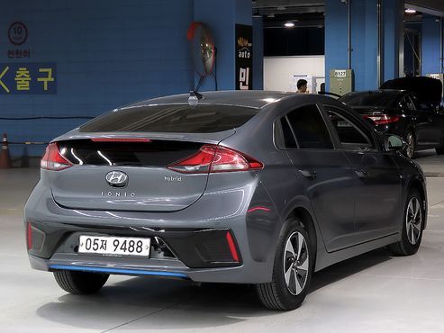 Hyundai Ioniq N — пробег 181 002 км — фото 4 из 5