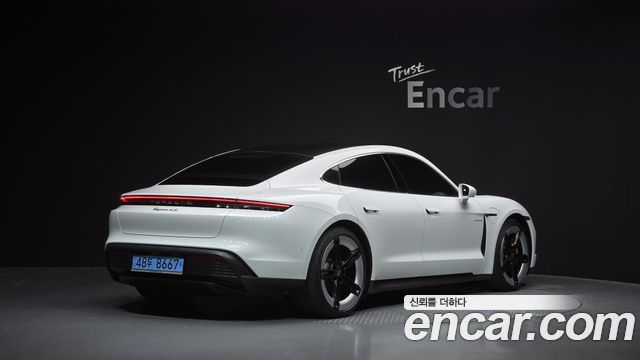 Porsche Taycan из Кореи Encar