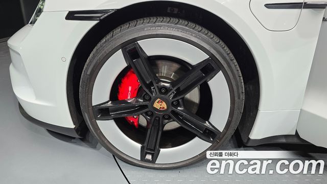 Porsche Taycan из Кореи Encar