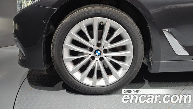 BMW 5-Series из Кореи Encar