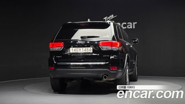 Jeep Cherokee 3.6 Limited WK2 — пробег 105 270 км — фото 4 из 5