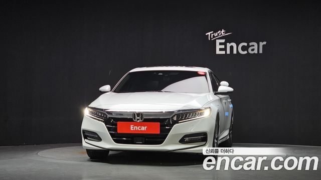 Honda Accord 2.0 Hybrid Touring — пробег 154 822 км — фото 3 из 5