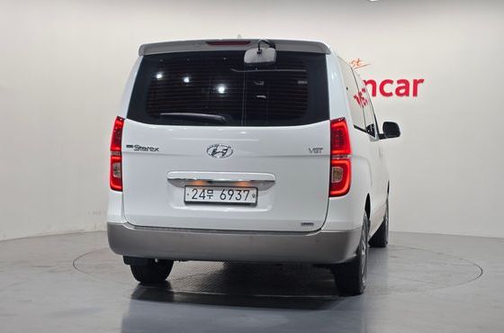 Hyundai Starex Urban 9-Seater Exclusive — пробег 158 646 км — фото 4 из 5