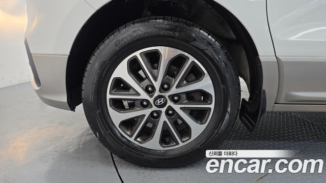 Hyundai Starex Urban 9-Seater Exclusive — пробег 158 646 км — фото 5 из 5