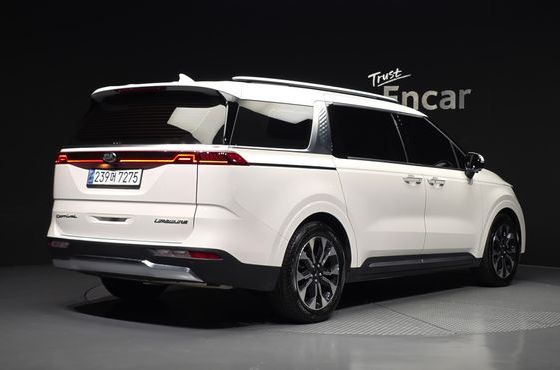 Kia Carnival Diesel 7-Seater Signature — пробег 58 247 км — фото 2 из 5