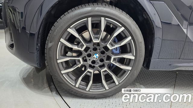 BMW X6 xDrive40i M Sport — пробег 8 368 км — фото 5 из 5