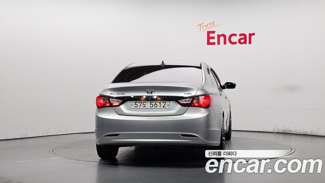 Hyundai Sonata LPi Top — пробег 138 896 км — фото 4 из 5