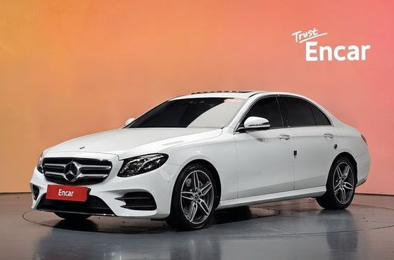 Mercedes-Benz E-Class E300 AMG Line — пробег 113 640 км — фото 1 из 5