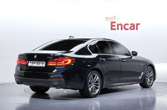 BMW 5-Series 530i xDrive M Sport Package Plus — пробег 108 055 км — фото 2 из 5
