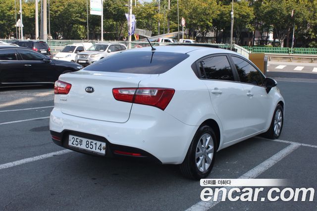 Kia pride из Кореи Encar