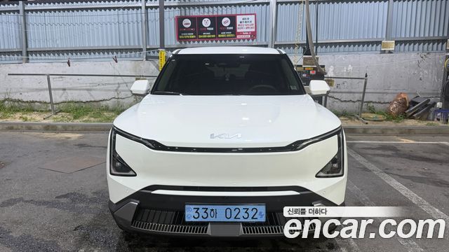 Kia EV5 Long Range 2WD AIr — пробег 659 км — фото 1 из 5