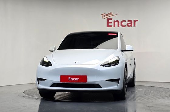 Tesla Model Y RWD — пробег 44 619 км — фото 3 из 5