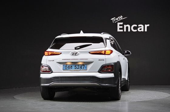 Hyundai Kona Premium — пробег 130 787 км — фото 4 из 5