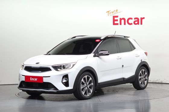 Kia Stonic Diesel 1.6 Prestige — пробег 75 464 км — фото 1 из 5