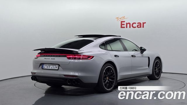 Porsche Panamera 4.0 Turbo — пробег 72 128 км — фото 2 из 5