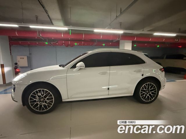 Porsche Macan из Кореи Encar