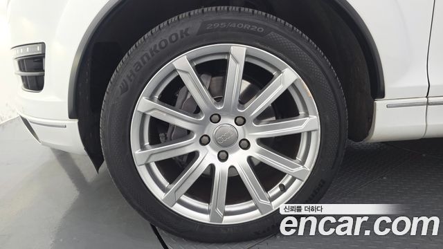 Audi Q7 35 TDI Quattro Dynamic 4L — пробег 192 053 км — фото 5 из 5