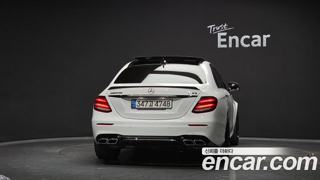 Mercedes-Benz E-Class E63 AMG 4MATIC+ — пробег 138 079 км — фото 4 из 5
