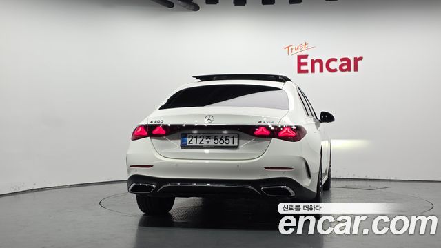 Mercedes-Benz E-Class из Кореи Encar