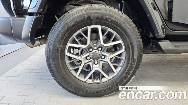 Jeep Wrangler 2.0 Overland Power Top 4Door 4xe — пробег 40 285 км — фото 5 из 5