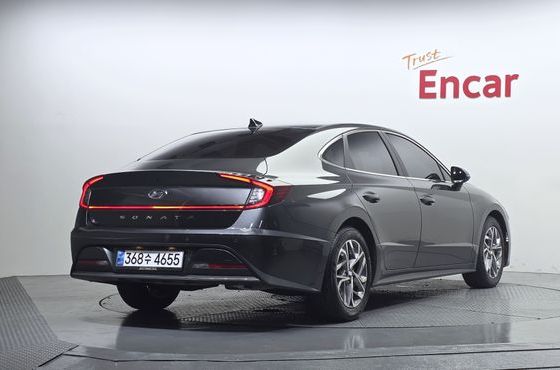 Hyundai Sonata 2.0 LPG(Disabled Person) Premium — пробег 27 154 км — фото 2 из 5