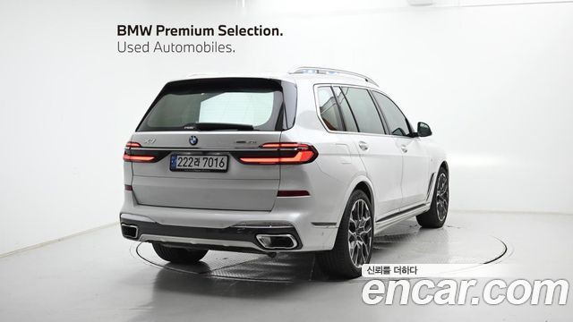 BMW X7 xDrive 40i M Sport 7STR — пробег 17 097 км — фото 2 из 5