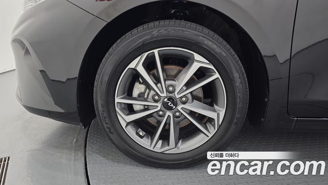 Kia K3 из Кореи Encar