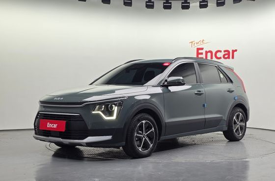 Kia Niro Prestige — пробег 14 331 км — фото 1 из 5