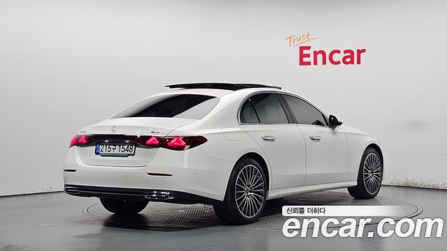 Mercedes-Benz E-Class из Кореи Encar