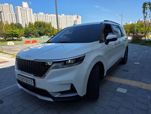 Kia Carnival Diesel 9-Seater Prestige — пробег 127 101 км — фото 2 из 5