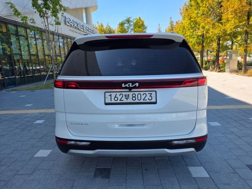 Kia Carnival Diesel 9-Seater Prestige — пробег 127 101 км — фото 5 из 5