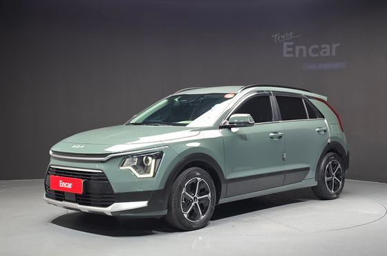 Kia Niro Prestige — пробег 83 113 км — фото 1 из 5