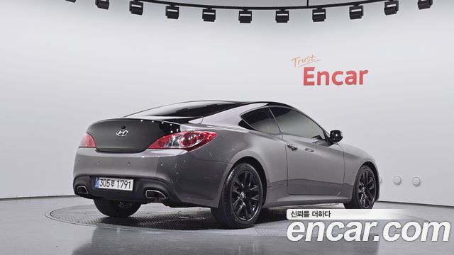 Hyundai Genesis из Кореи Encar