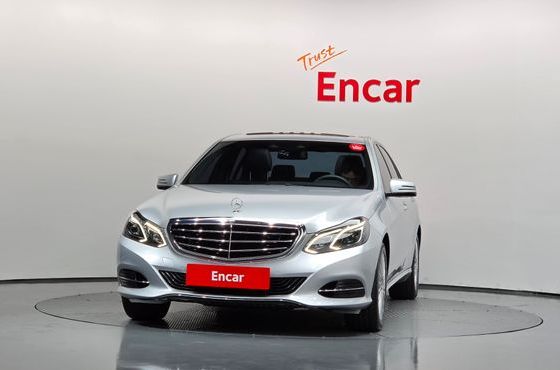 Mercedes-Benz E-Class E300 Elegance — пробег 26 456 км — фото 3 из 5