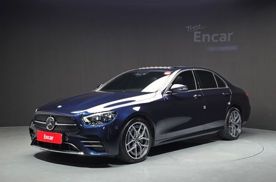 Mercedes-Benz E-Class E220d 4MATIC AMG Line — пробег 73 787 км — фото 1 из 5