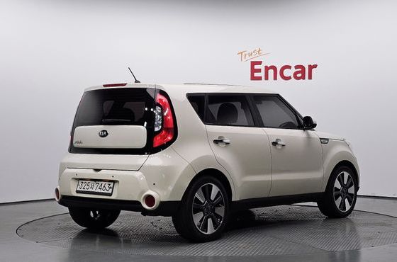 Kia Soul 1.6 GDi Prestige — пробег 110 036 км — фото 2 из 5