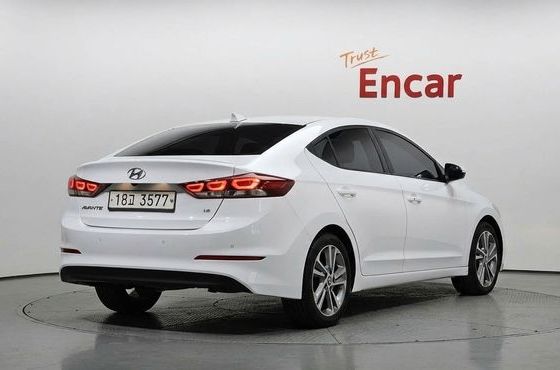 Hyundai AVANTE 1.6 GDI Value Plus — пробег 169 039 км — фото 2 из 5