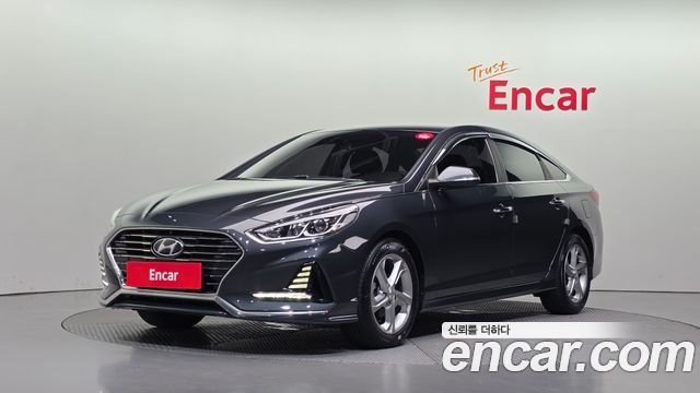 Hyundai Sonata 2.0 Smart — пробег 68 316 км — фото 1 из 5