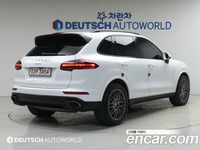 Porsche Cayenne 3.0 Diesel Platium Edition 958 — пробег 97 142 км — фото 3 из 5