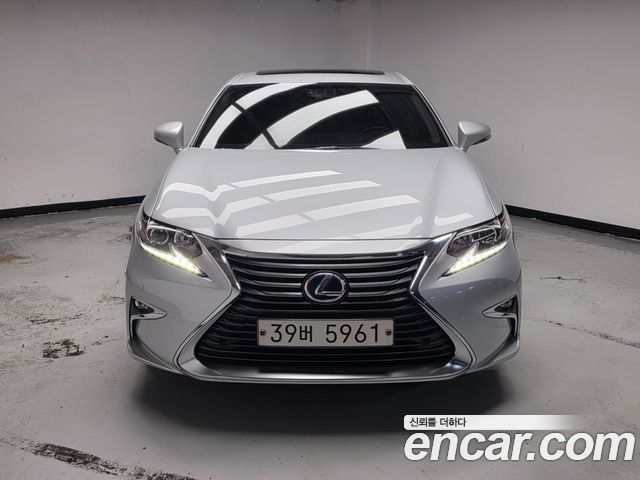 Lexus ES Supreme XV60 — пробег 104 590 км — фото 3 из 5