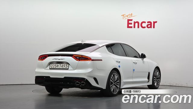 Kia Stinger 2.2 Diesel 2WD Prime — пробег 130 022 км — фото 2 из 5