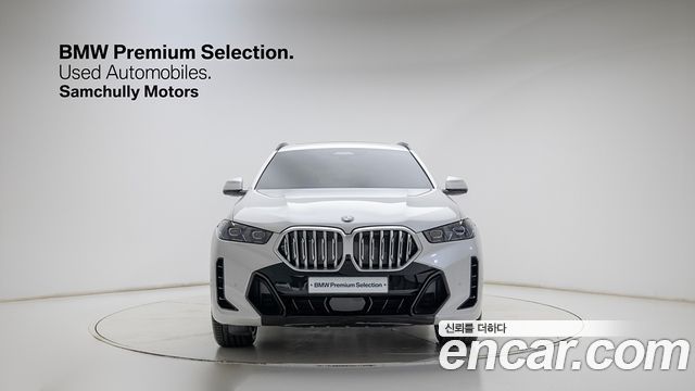 BMW X6 xDrive30d M Sport — пробег 9 800 км — фото 2 из 5