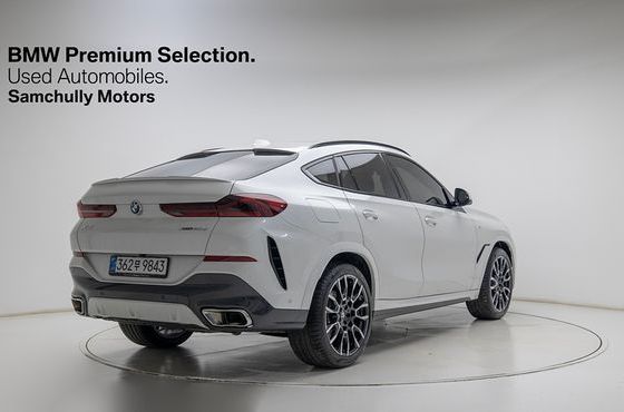 BMW X6 xDrive30d M Sport — пробег 9 800 км — фото 4 из 5