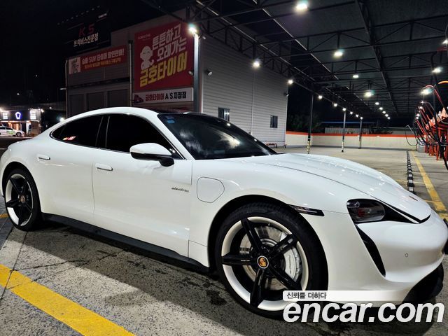 Porsche Taycan 4S — пробег 94 000 км — фото 3 из 5