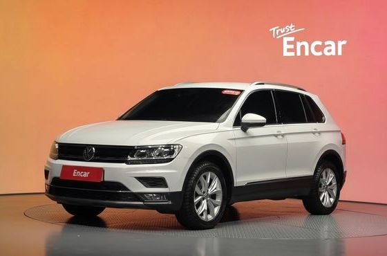 Volkswagen Tiguan 2.0 TDI Premium — пробег 103 131 км — фото 1 из 5